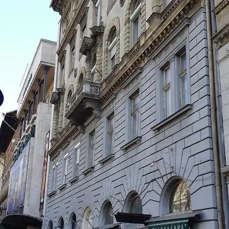 Tempo Courtyard Διαμέρισμα